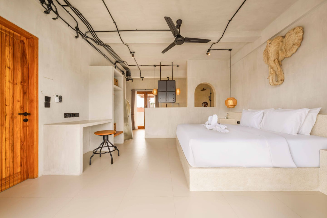 *NEW* Modern 1BR Villa w/ Private Pool 24