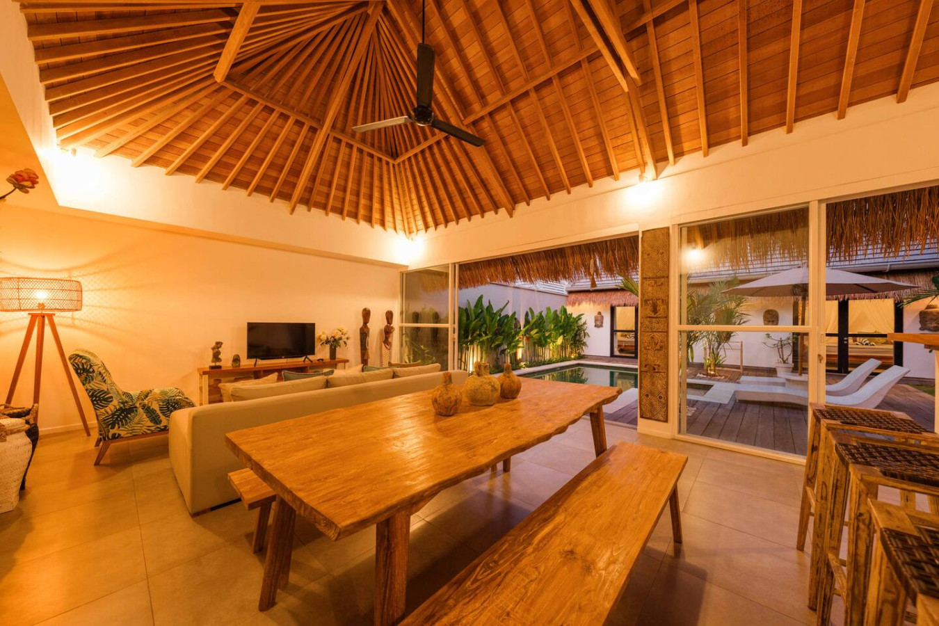 *NEW* Tropical Retreat 2BR Villa in Seminyak 14