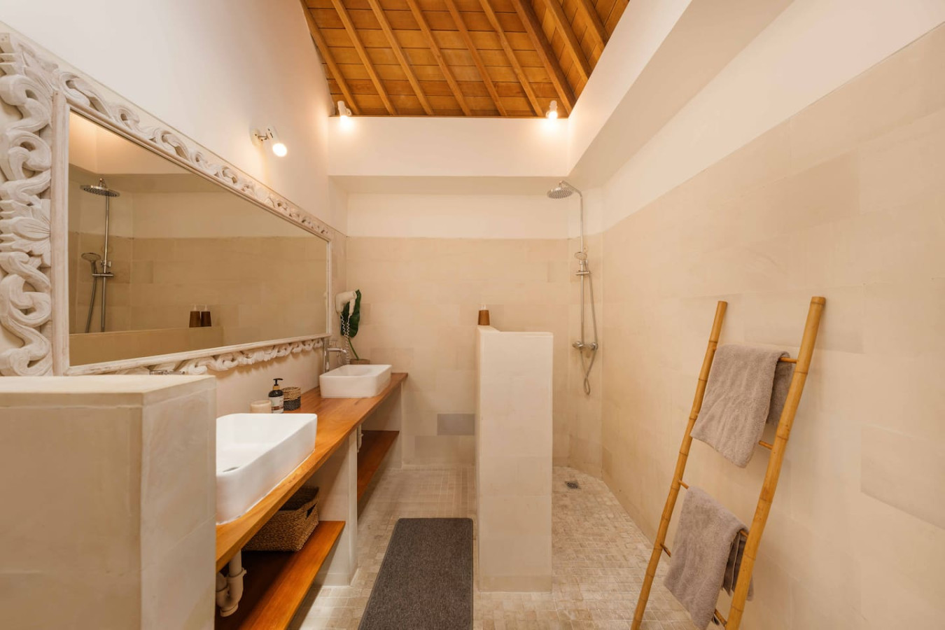 *NEW* Tropical Retreat 2BR Villa in Seminyak 28