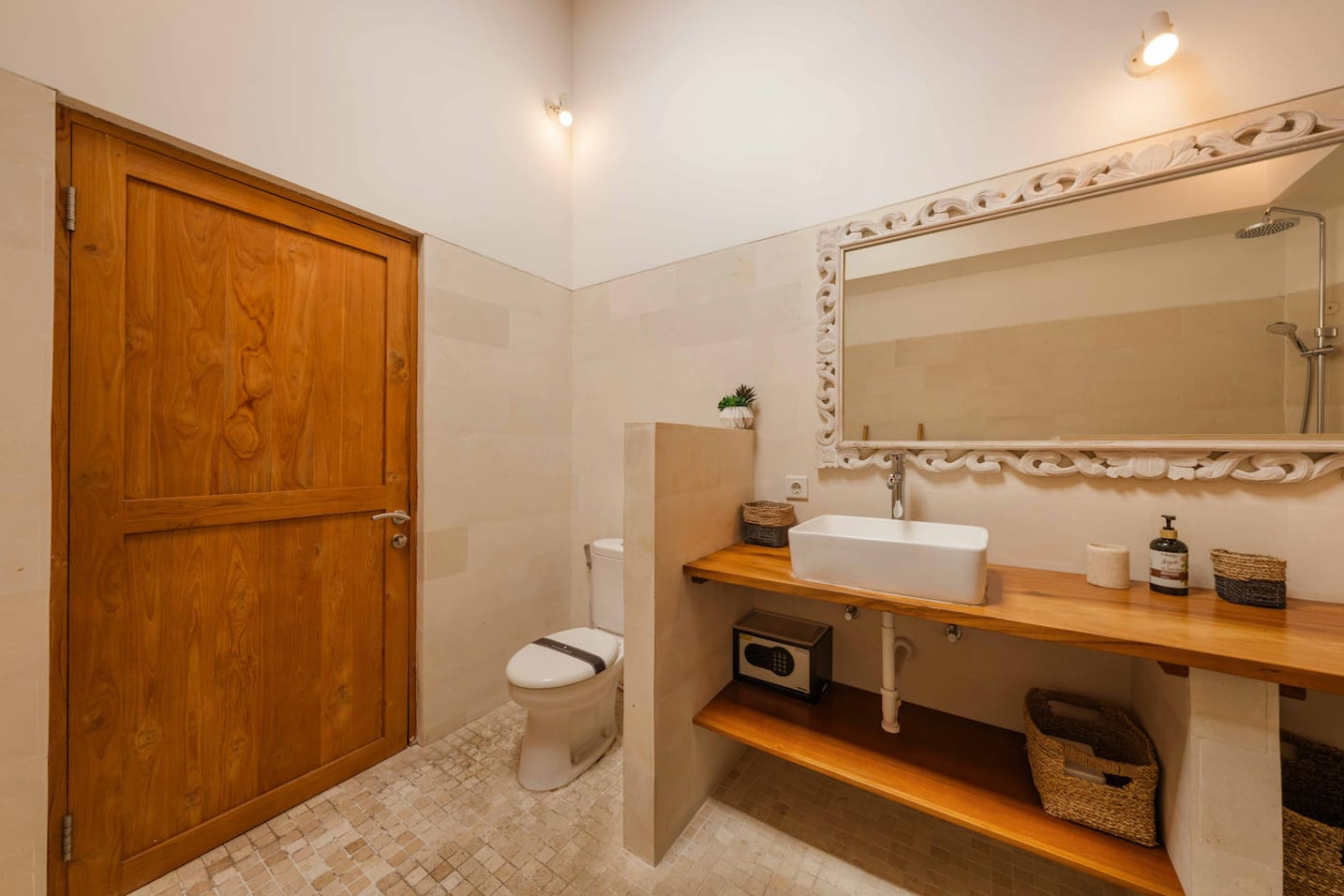 *NEW* Tropical Retreat 2BR Villa in Seminyak 29