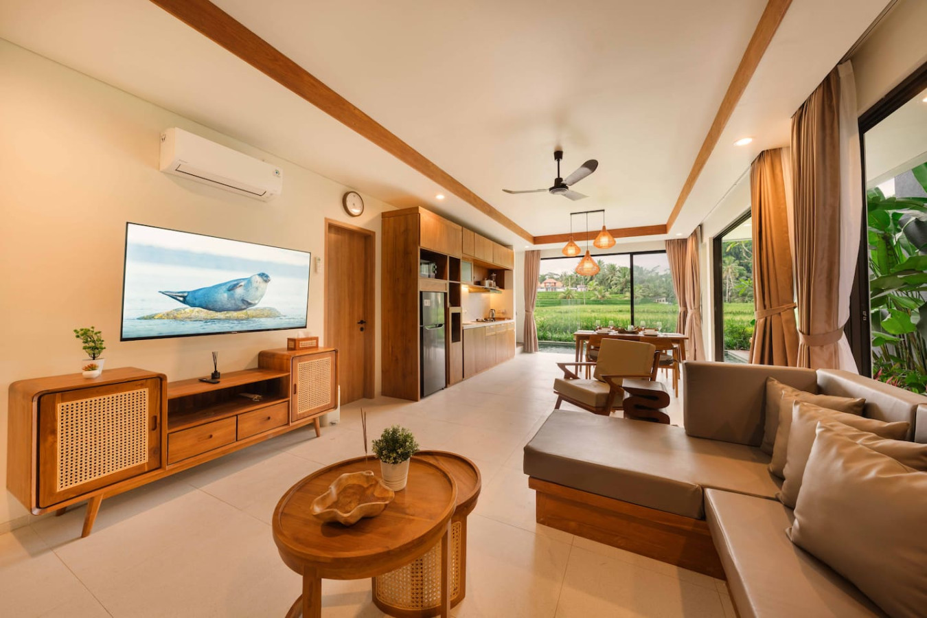 Private 2BR Oasis, Pool & Ubud Rice Field Edge 4