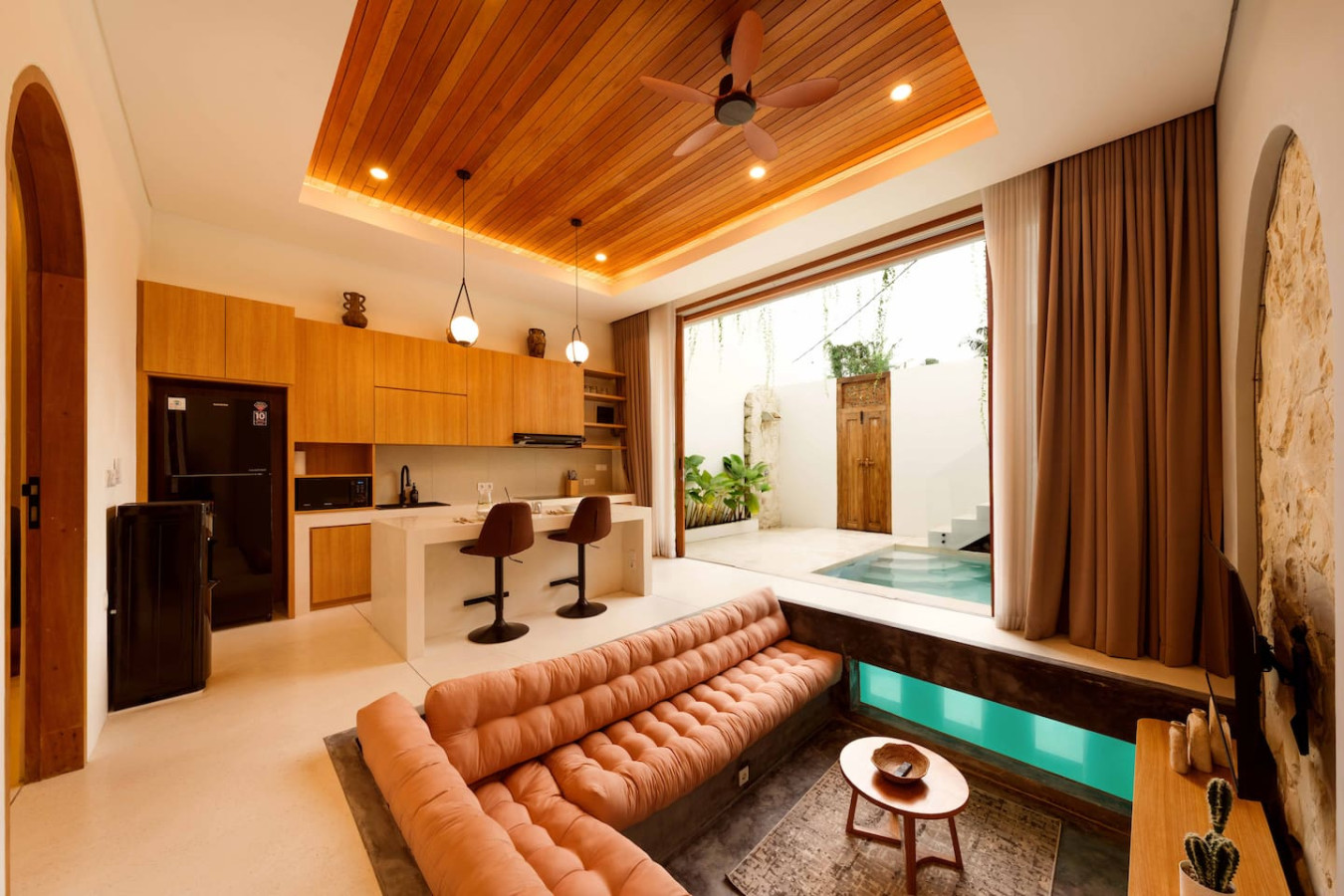Modern 1BR Oasis - Sunken Lounge & Near Canggu 2