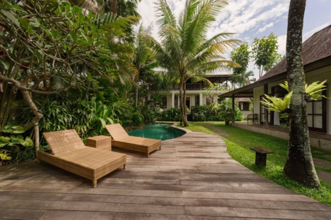 3BR Kangin Lane - A Queenslander Gem 1