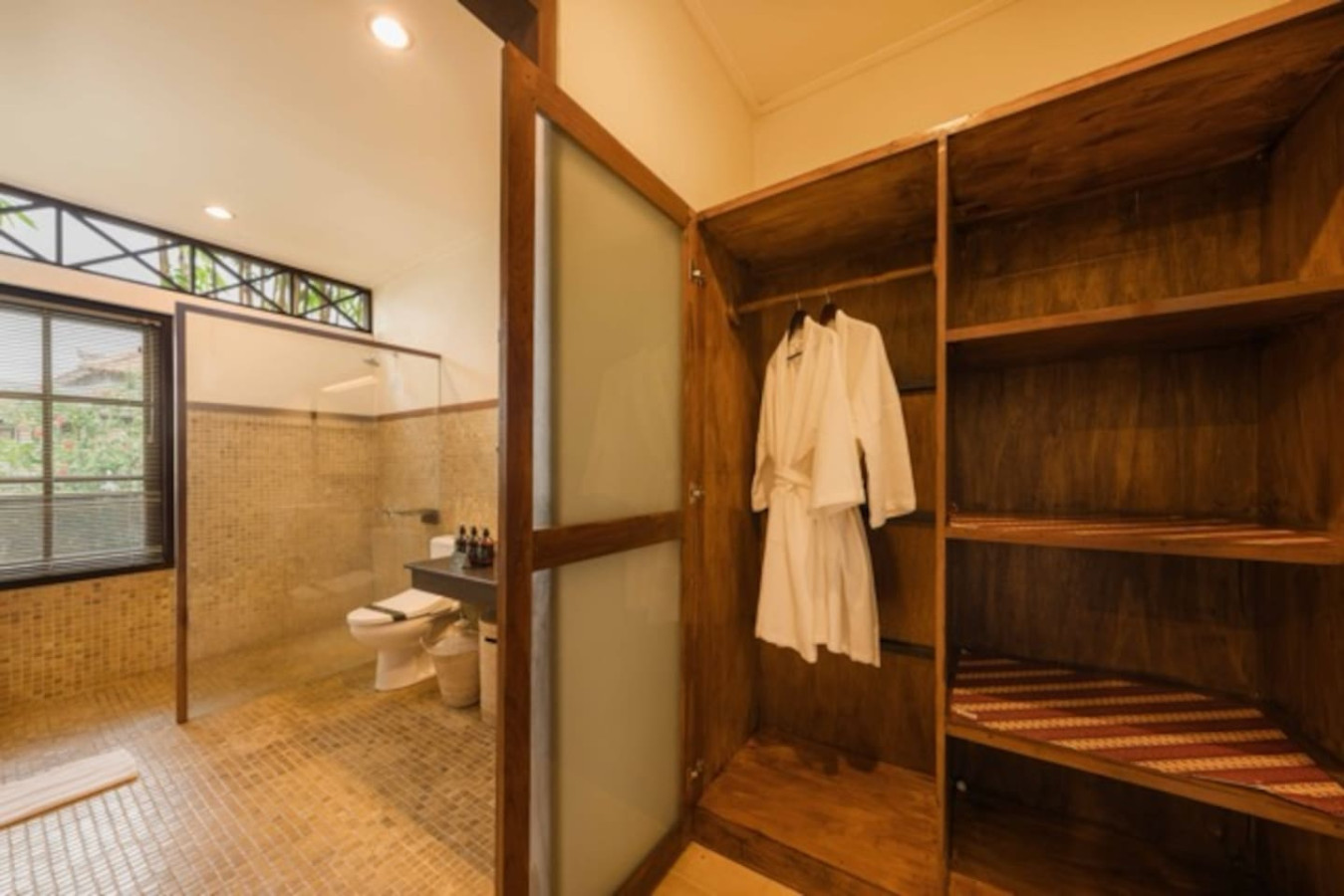 3BR Kangin Lane - A Queenslander Gem 16