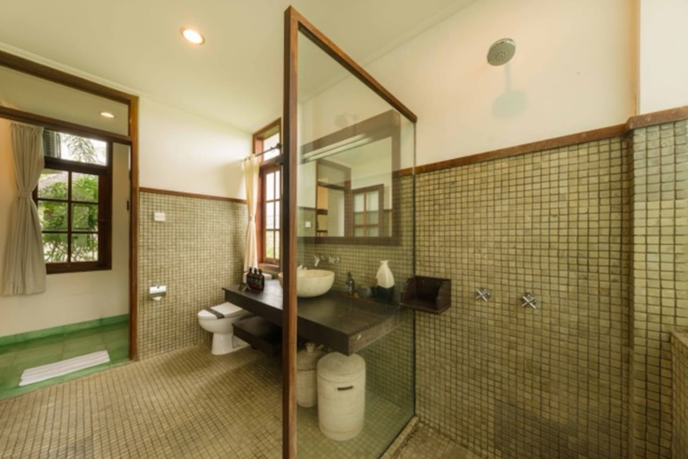 3BR Kangin Lane - A Queenslander Gem 17
