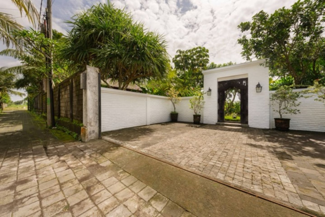 3BR Kangin Lane - A Queenslander Gem 35