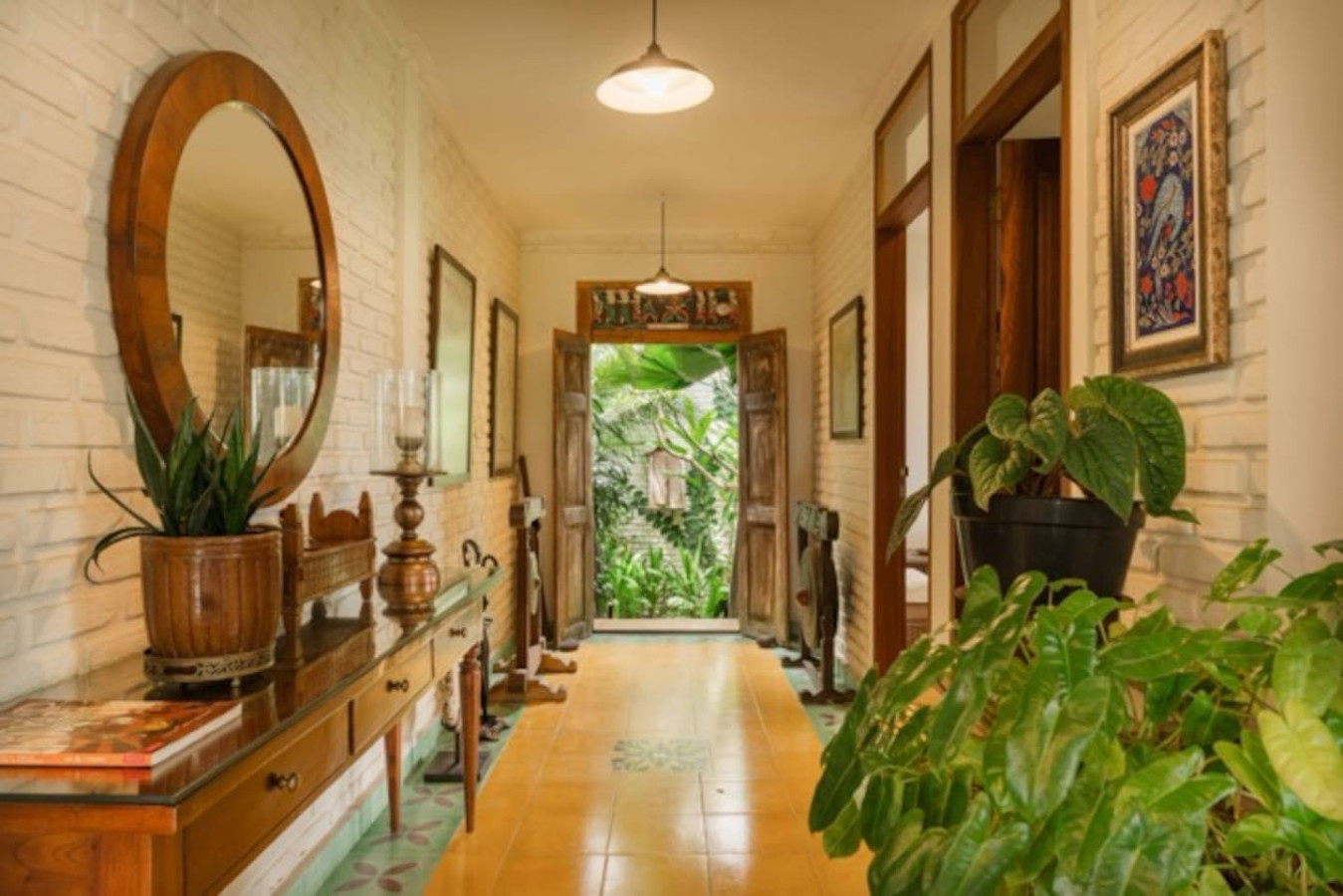3BR Kangin Lane - A Queenslander Gem 5