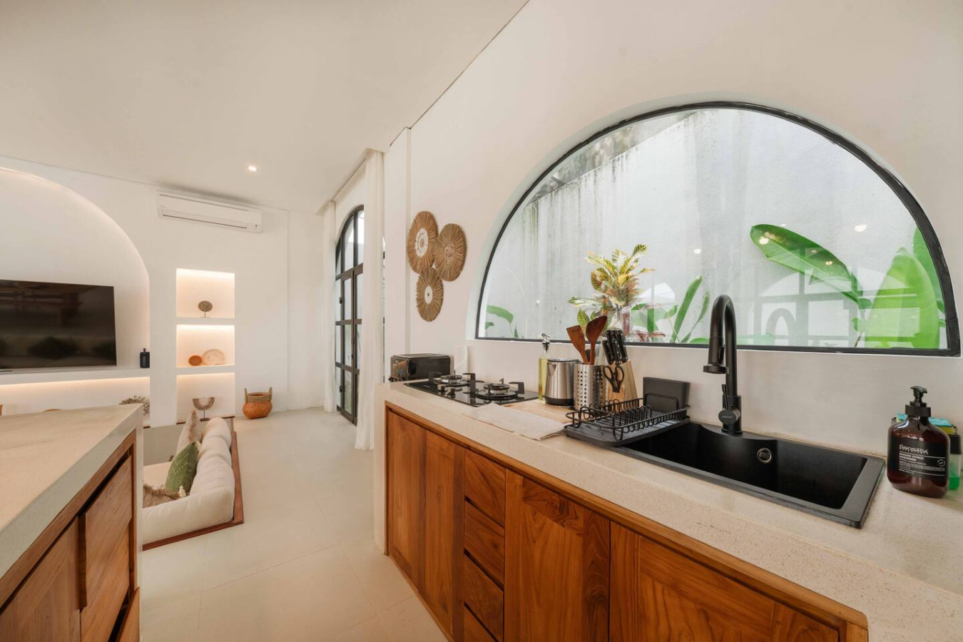 2BR Bali Villa Near Uluwatu Surf & Beach Clubs 43