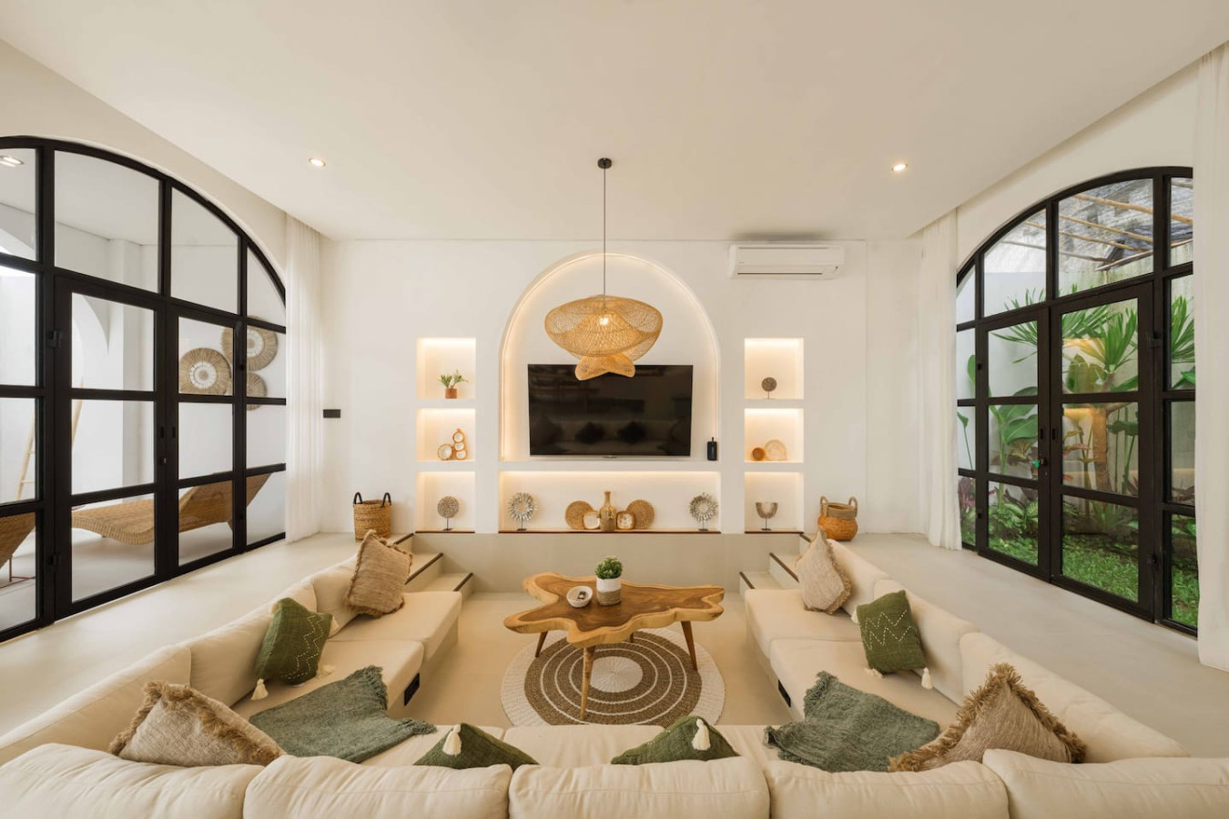 2BR Bali Villa Near Uluwatu Surf & Beach Clubs 46
