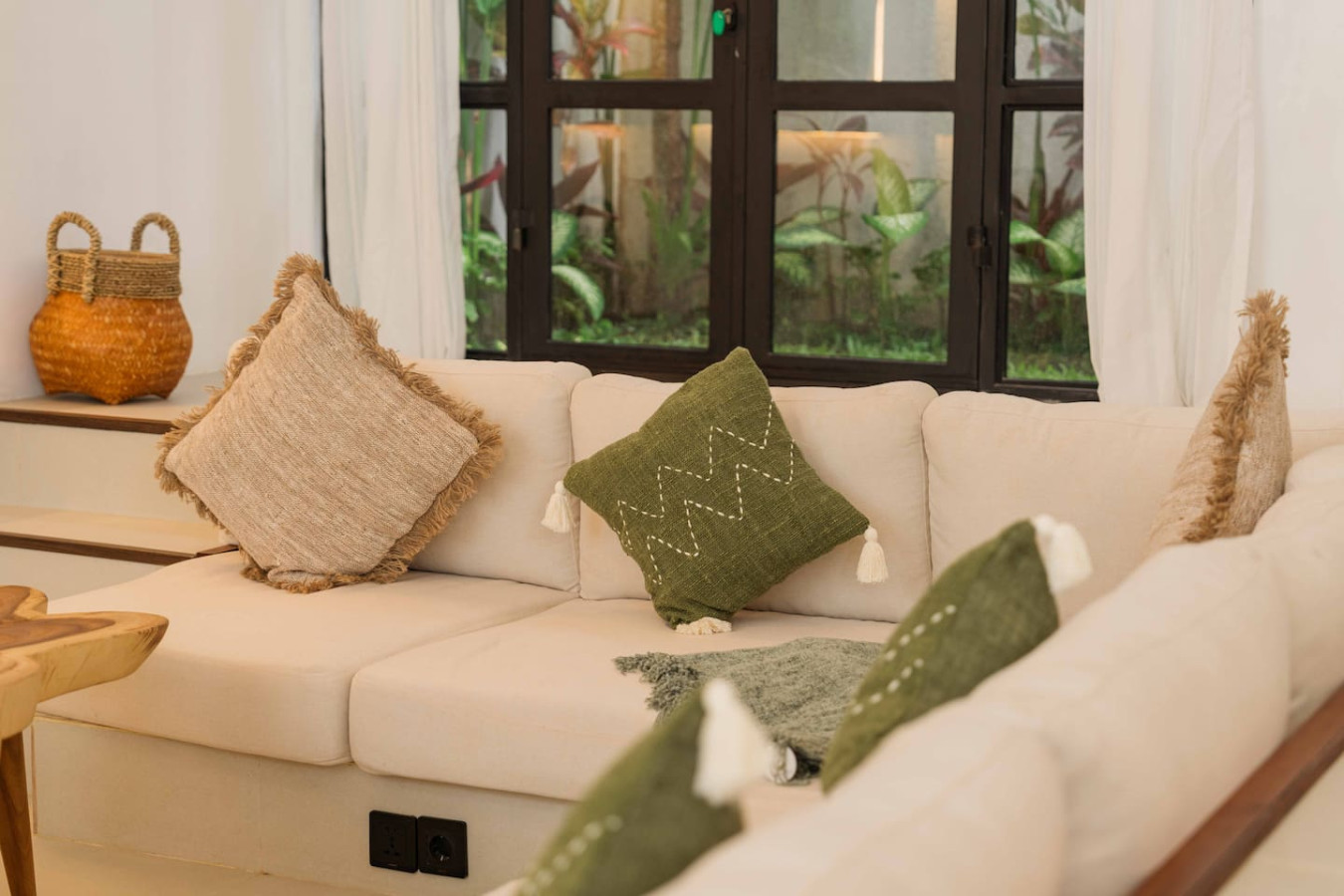 2BR Bali Villa Near Uluwatu Surf & Beach Clubs 63