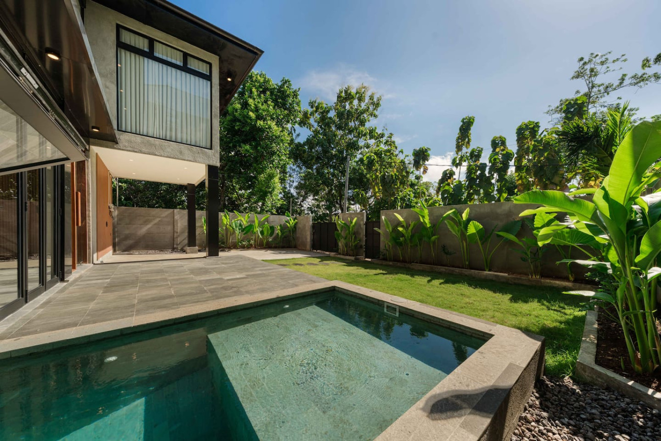 3BR Luxury Villa in Balangan with Private Pool 19