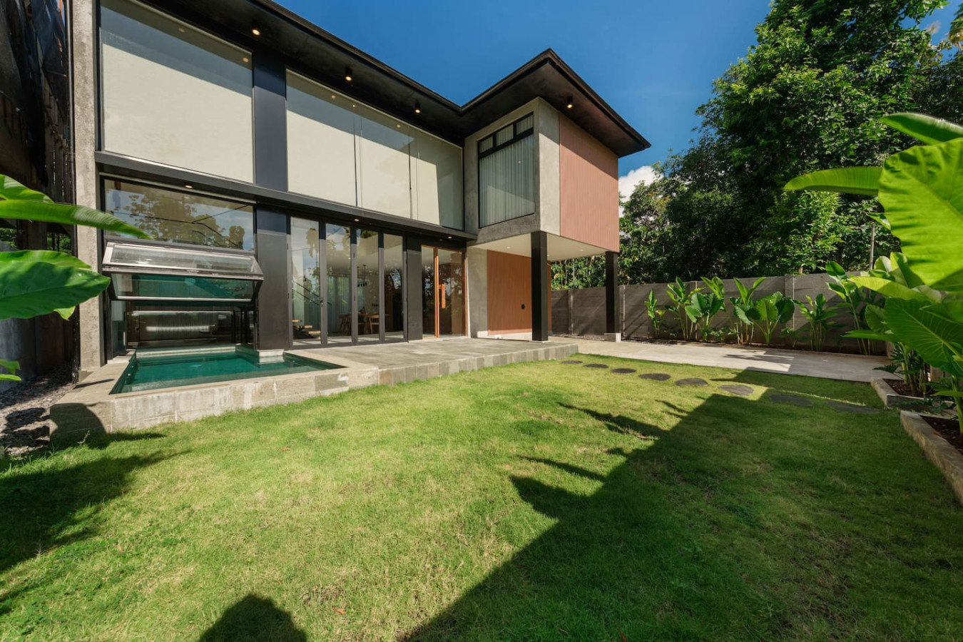 3BR Luxury Villa in Balangan with Private Pool 22