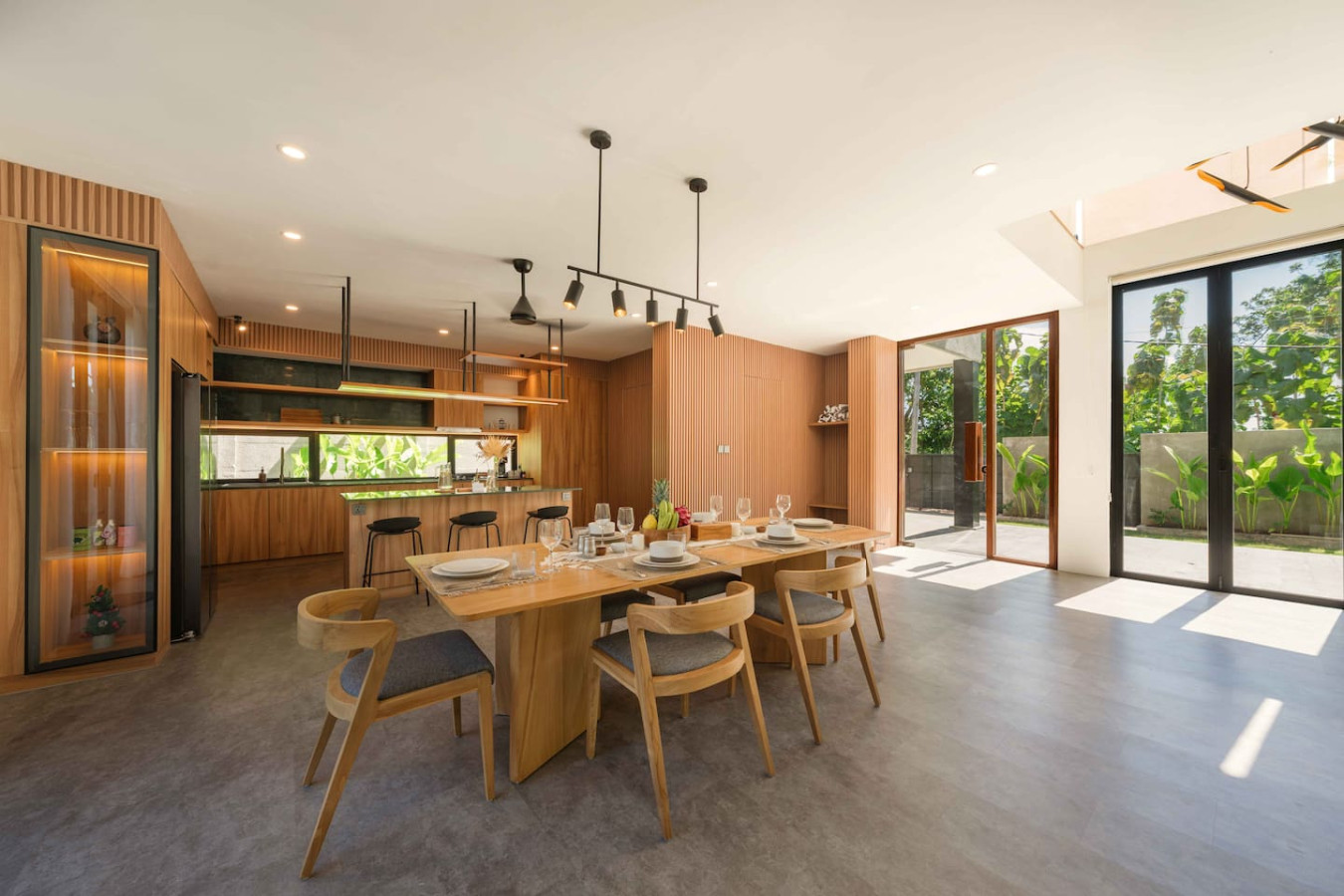 3BR Luxury Villa in Balangan with Private Pool 47
