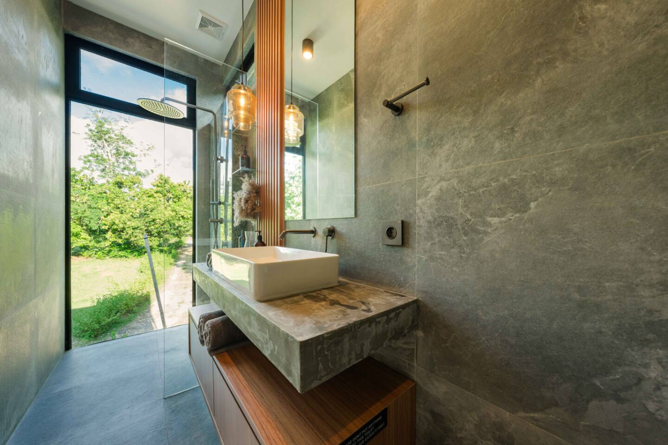 3BR Luxury Villa in Balangan with Private Pool 63