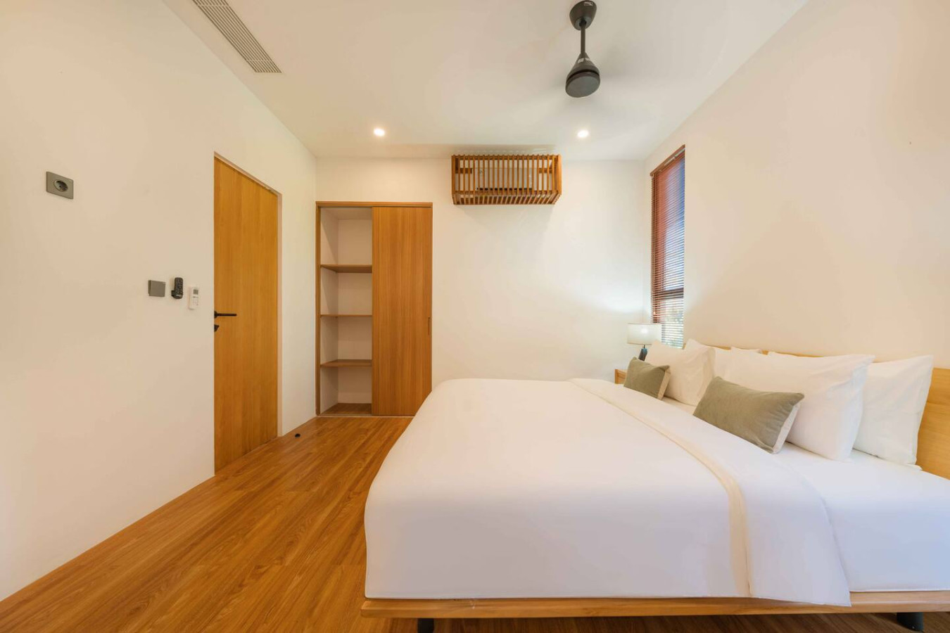 3BR Luxury Villa in Balangan with Private Pool 75