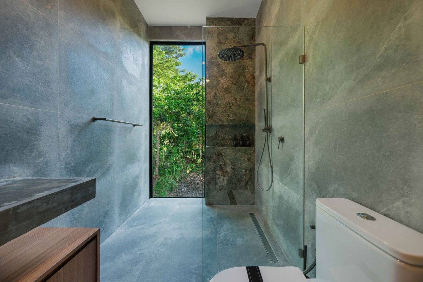 3BR Luxury Villa in Balangan with Private Pool 77