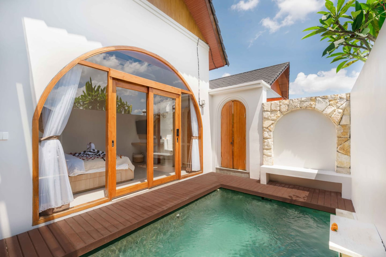 2BR Tropical Villa in Ubud w/ Private Pool 9