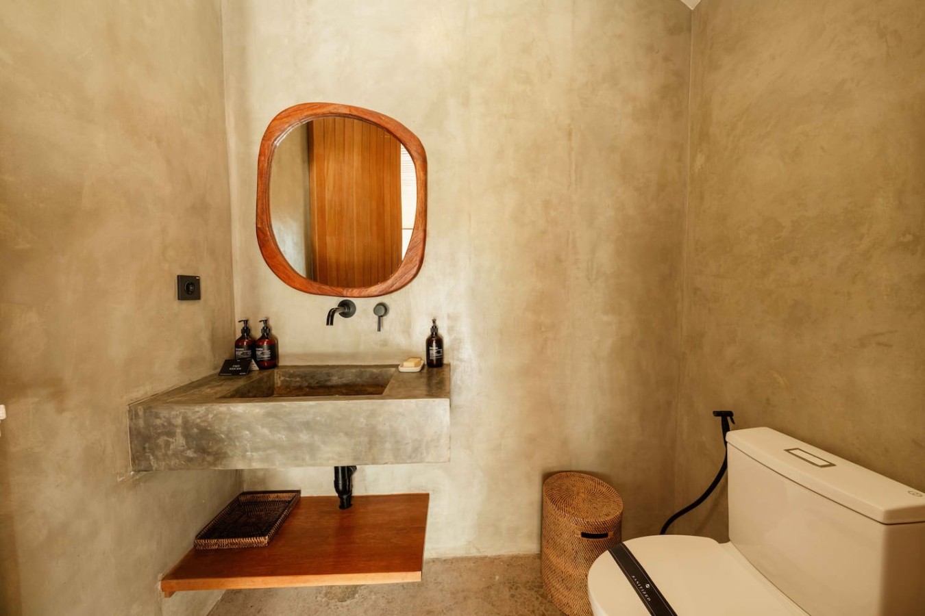 Modern 3BR Villa with Breathtaking Ricefield View 11