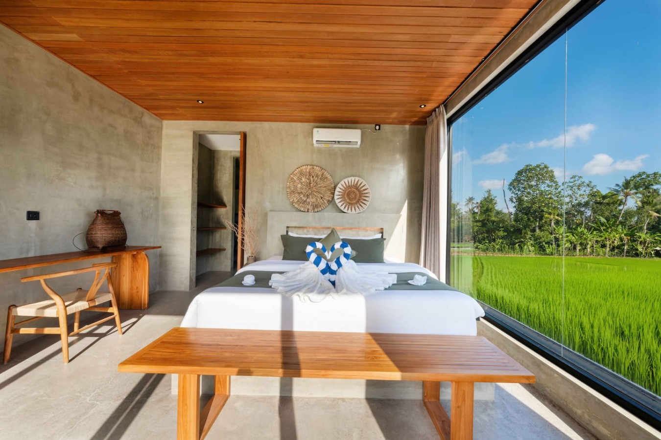 Modern 3BR Villa with Breathtaking Ricefield View 5