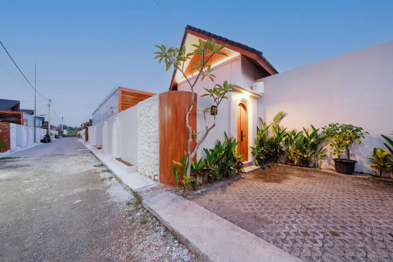Peaceful 2BR Villa in Ubud with Ricefield View 3