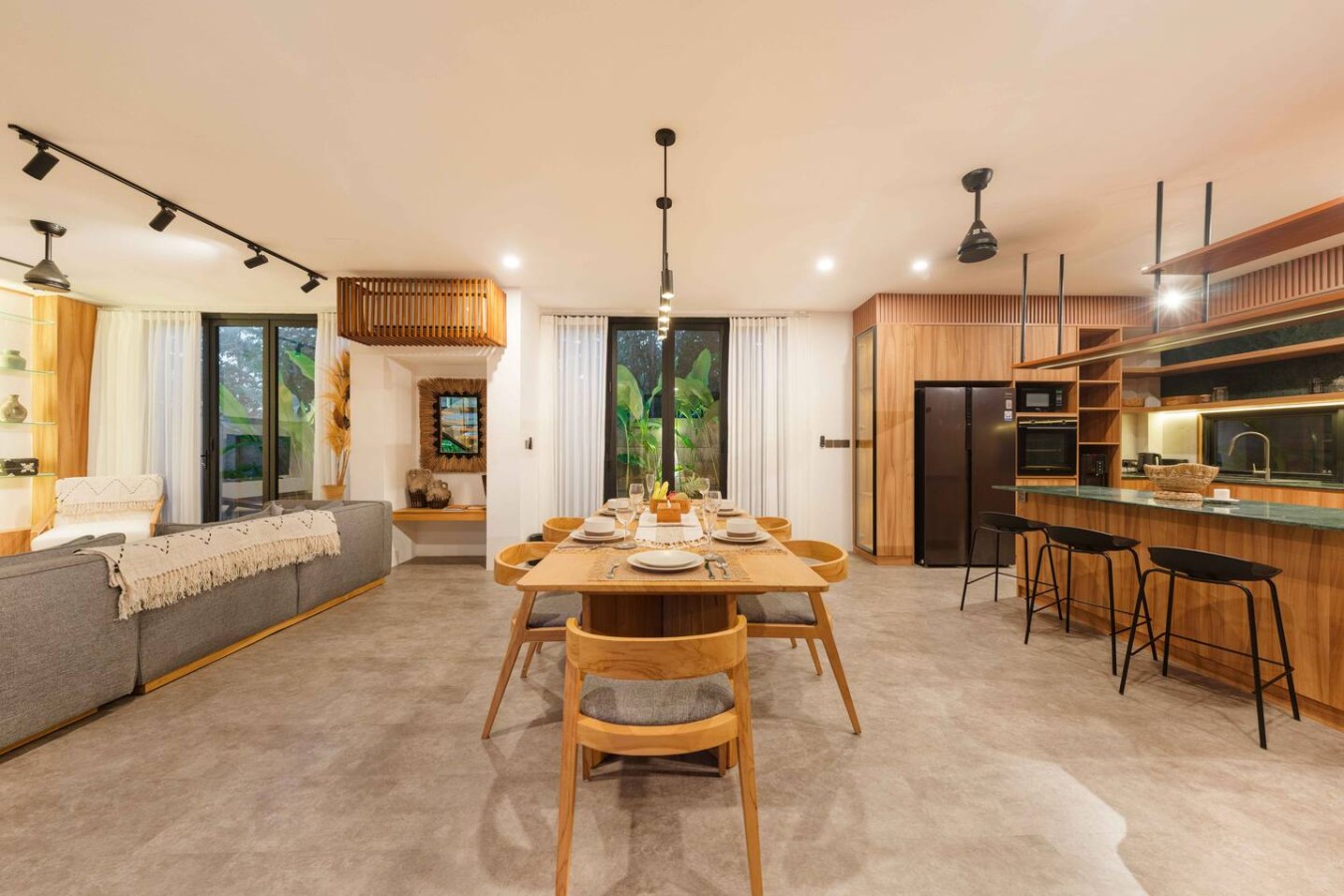 Rumah Jiwa | Stylish 3BR Villa Near Balangan Beach 14