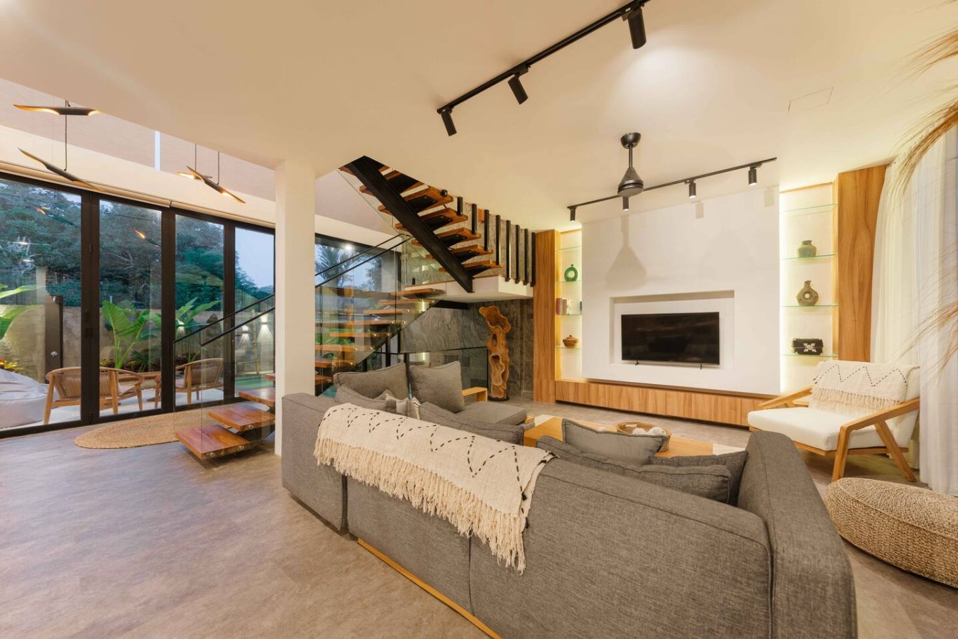 Rumah Jiwa | Stylish 3BR Villa Near Balangan Beach 7