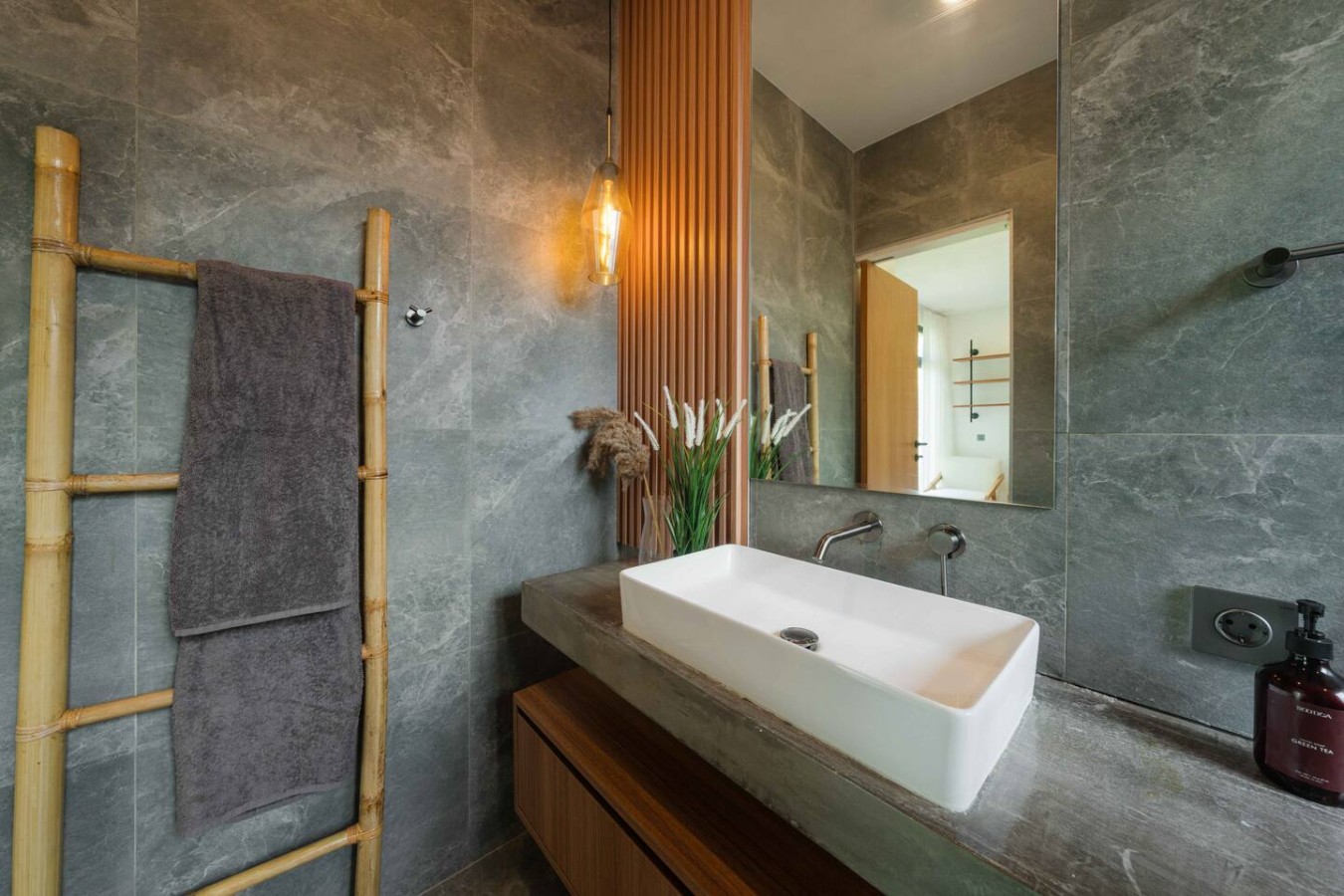 Rumah Jiwa | Stylish 3BR Villa Near Balangan Beach 75