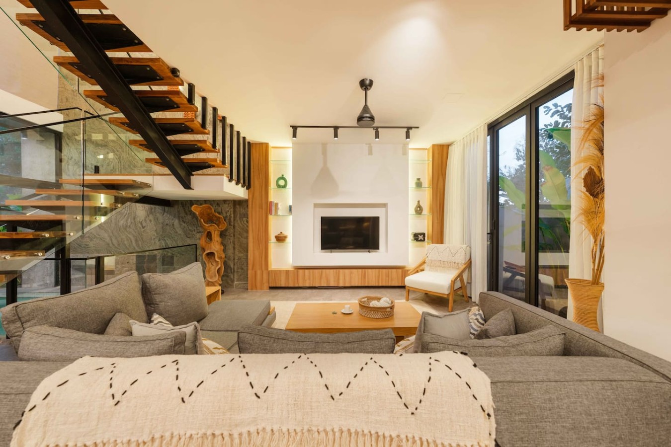 Rumah Jiwa | Stylish 3BR Villa Near Balangan Beach 8