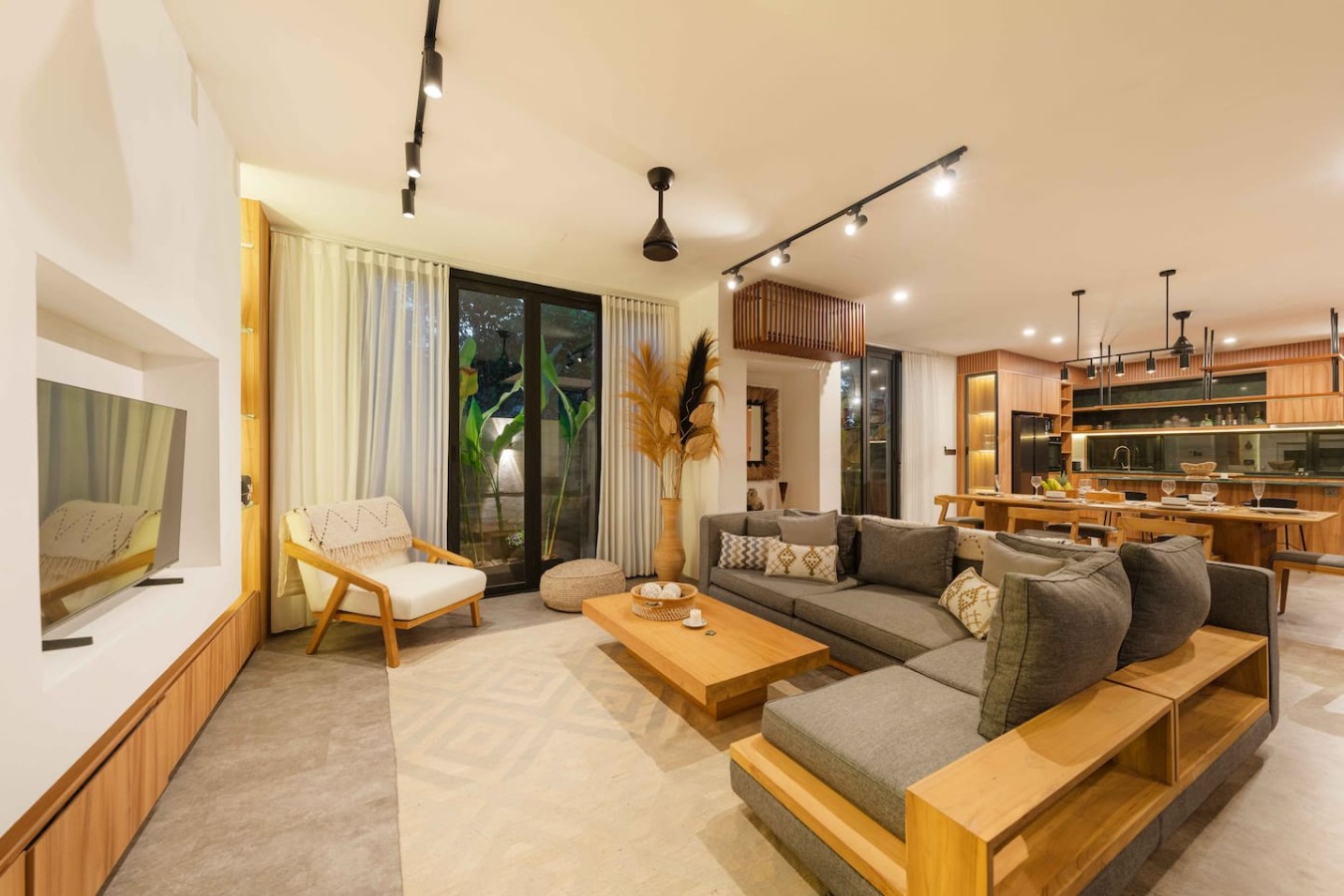 Rumah Jiwa | Stylish 3BR Villa Near Balangan Beach 9