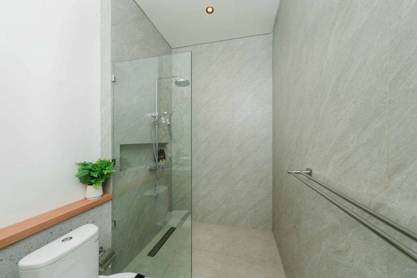 NUQ Seminyak - Spacious 3BR Pool Villa 23