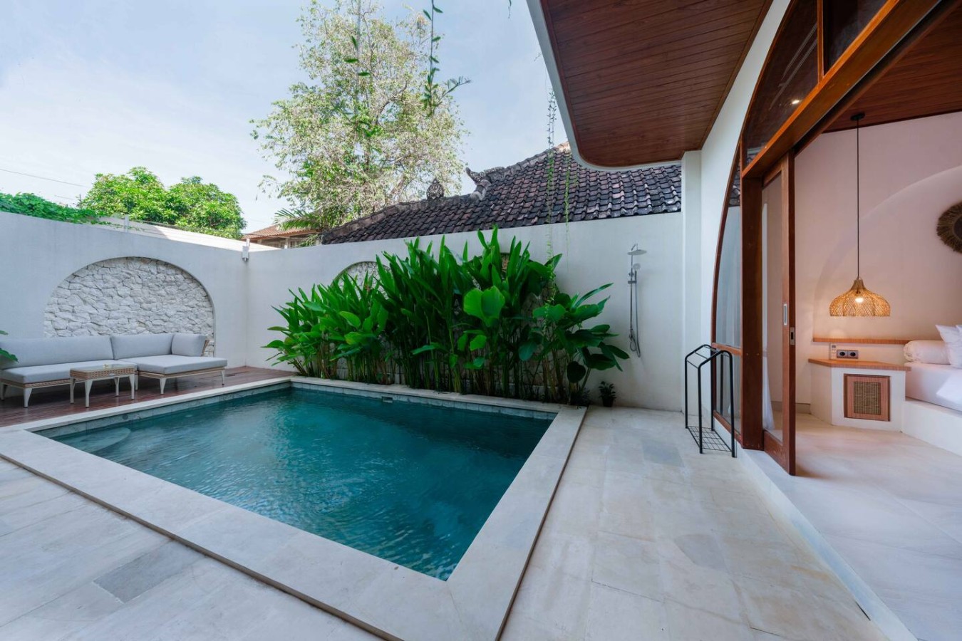 NUQ Seminyak - Spacious 3BR Pool Villa 31