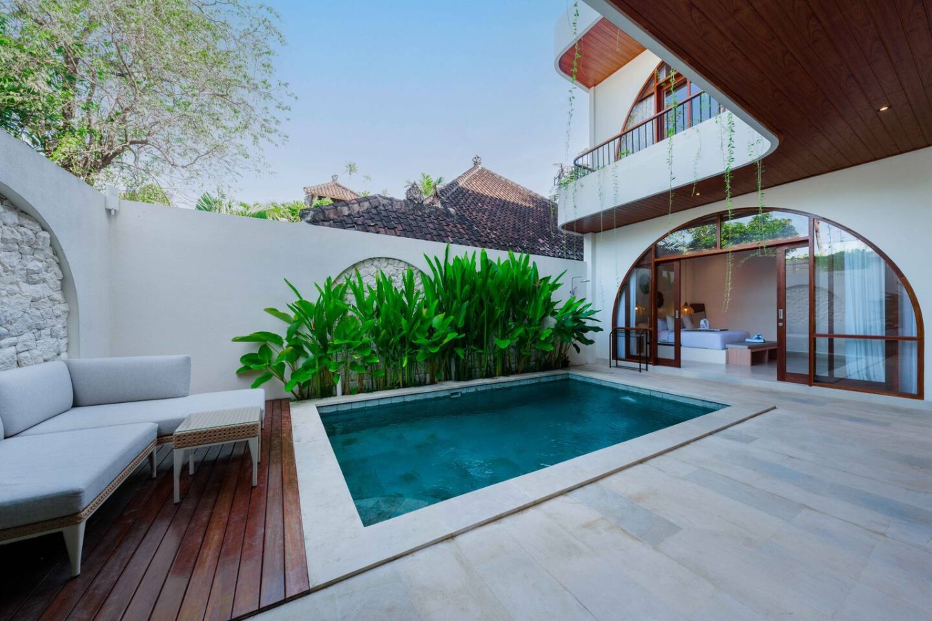 NUQ Seminyak - Spacious 3BR Pool Villa 36