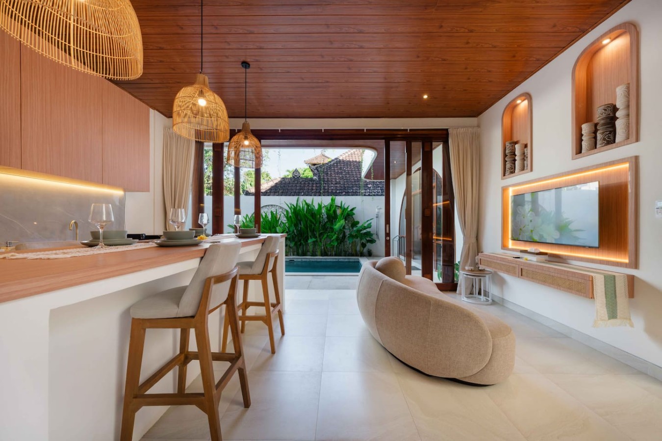 NUQ Seminyak - Spacious 3BR Pool Villa 5