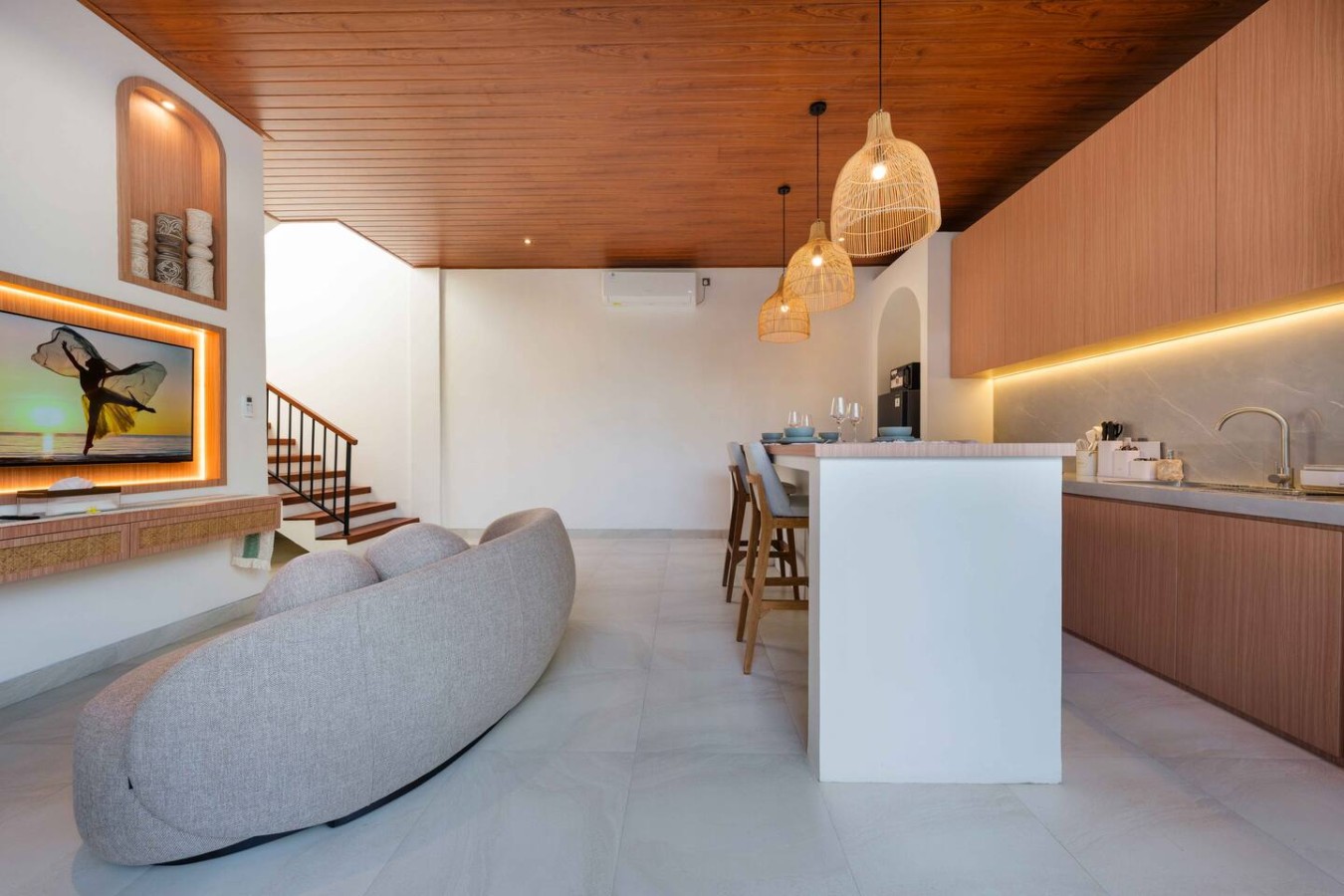 NUQ Seminyak - Spacious 3BR Pool Villa 56