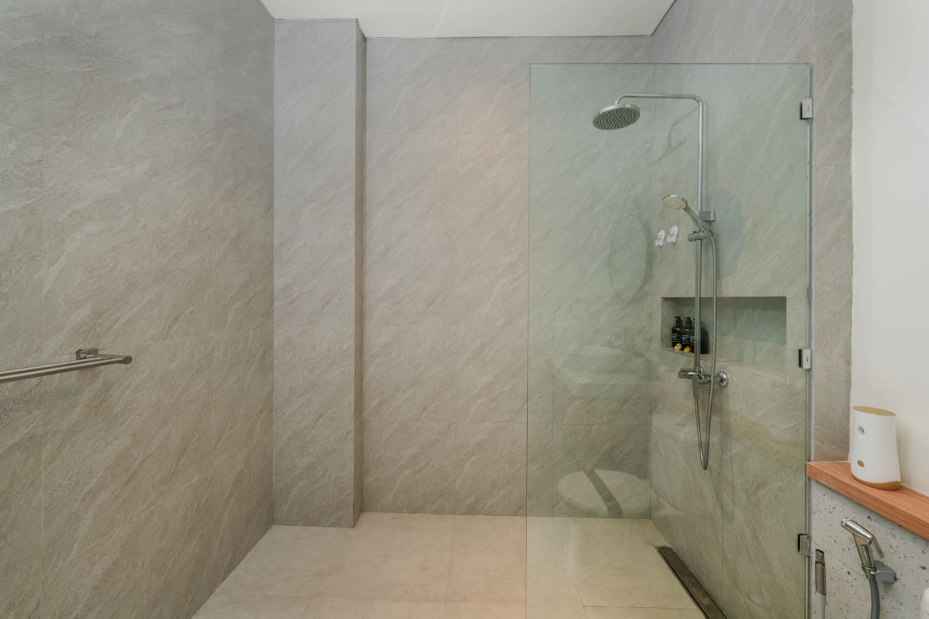 NUQ Seminyak - Spacious 3BR Pool Villa 64