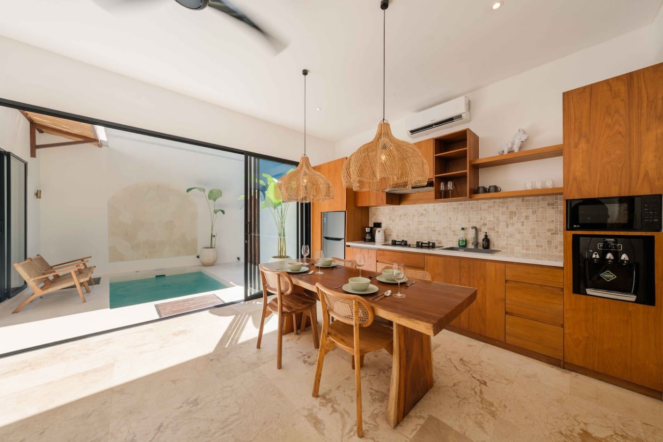 Villa Cahaya | Elegant 2BR Pool Villa in Uluwatu 32