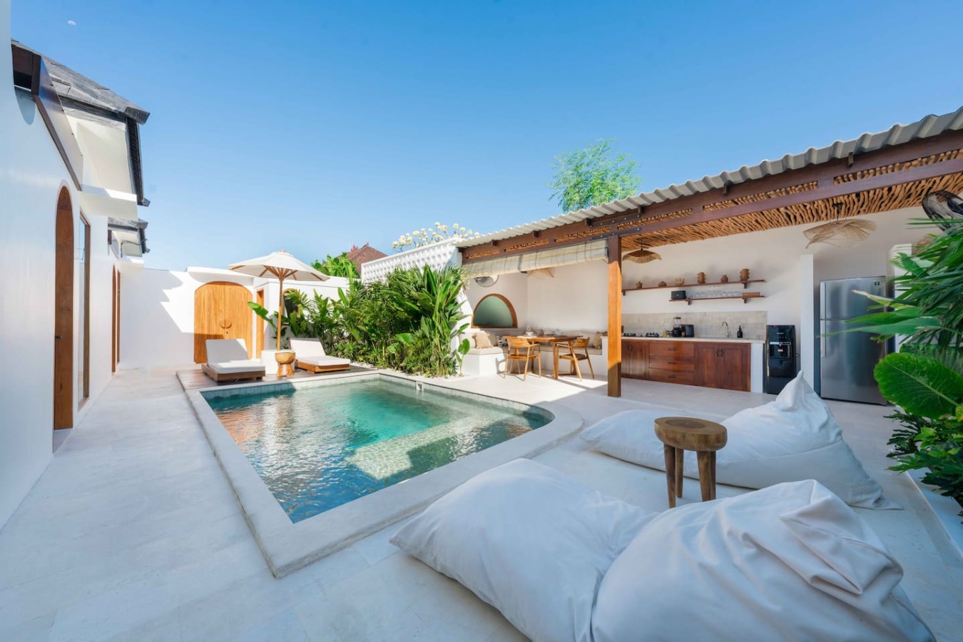 Moksha 1 - Private Ensuite Room in Uluwatu 18