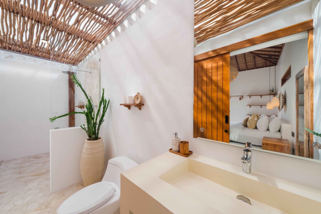Moksha 1 - Private Ensuite Room in Uluwatu 22