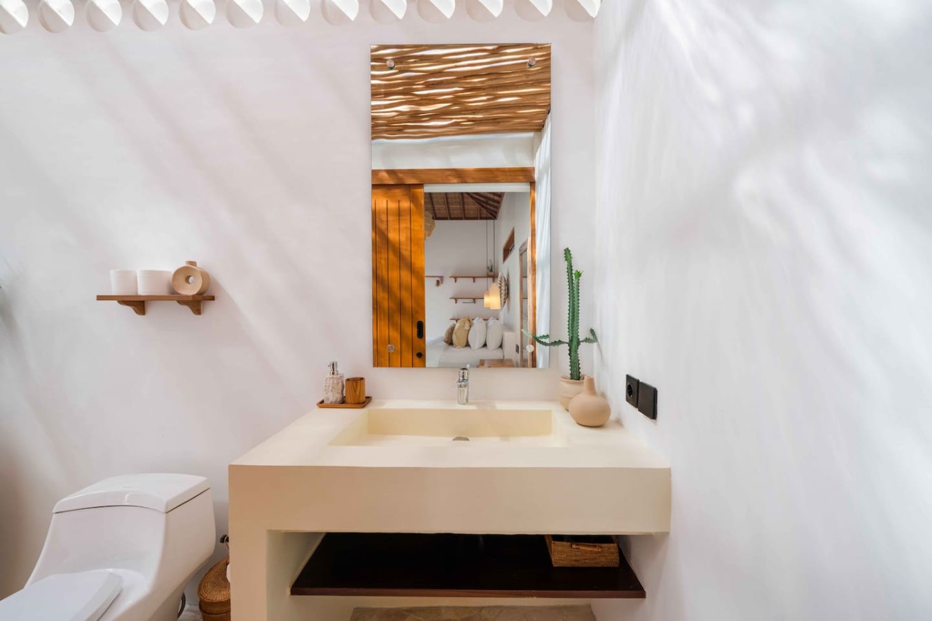 Moksha 1 - Private Ensuite Room in Uluwatu 23