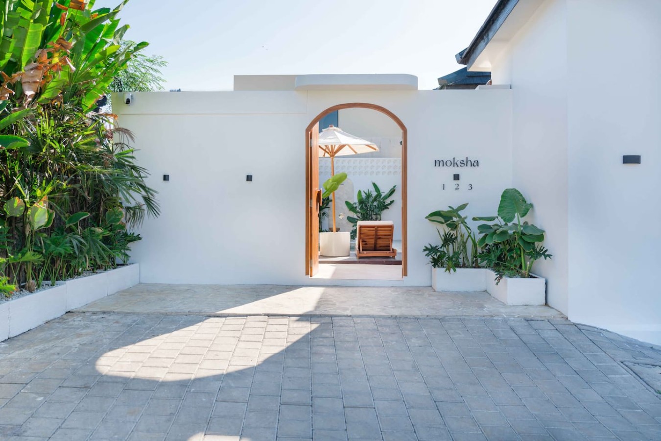 Moksha 1 - Private Ensuite Room in Uluwatu 9