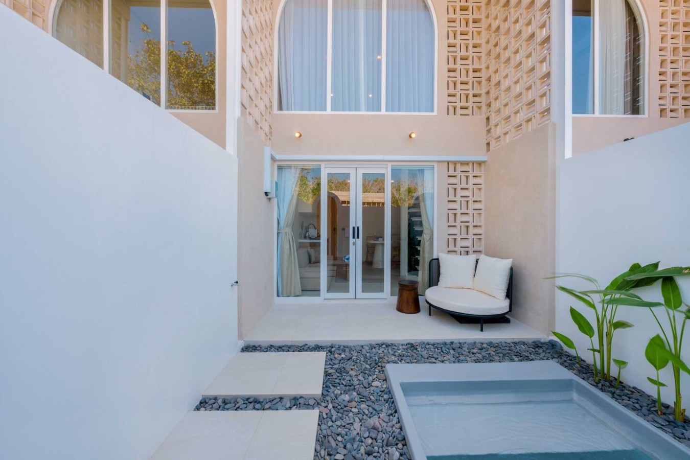 1BR Arched Villa Near Nyang Nyang Beach 18