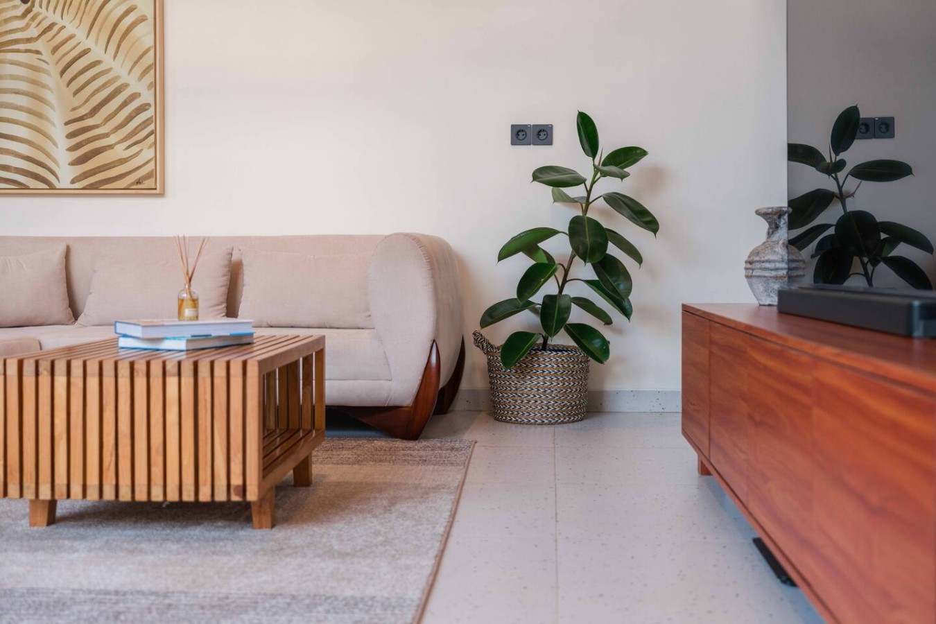 The Tidehouse | 3BR Wellness Villa 3 Min to Beach with Seaview 113