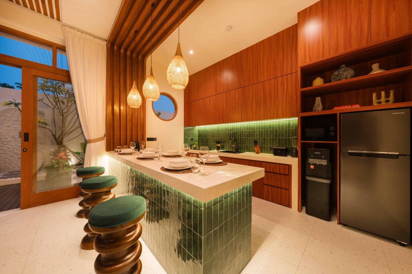 The Tidehouse | 3BR Wellness Villa 3 Min to Beach with Seaview 140