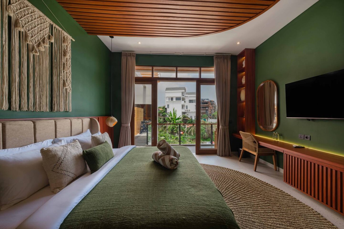 The Tidehouse | 3BR Wellness Villa 3 Min to Beach with Seaview 20