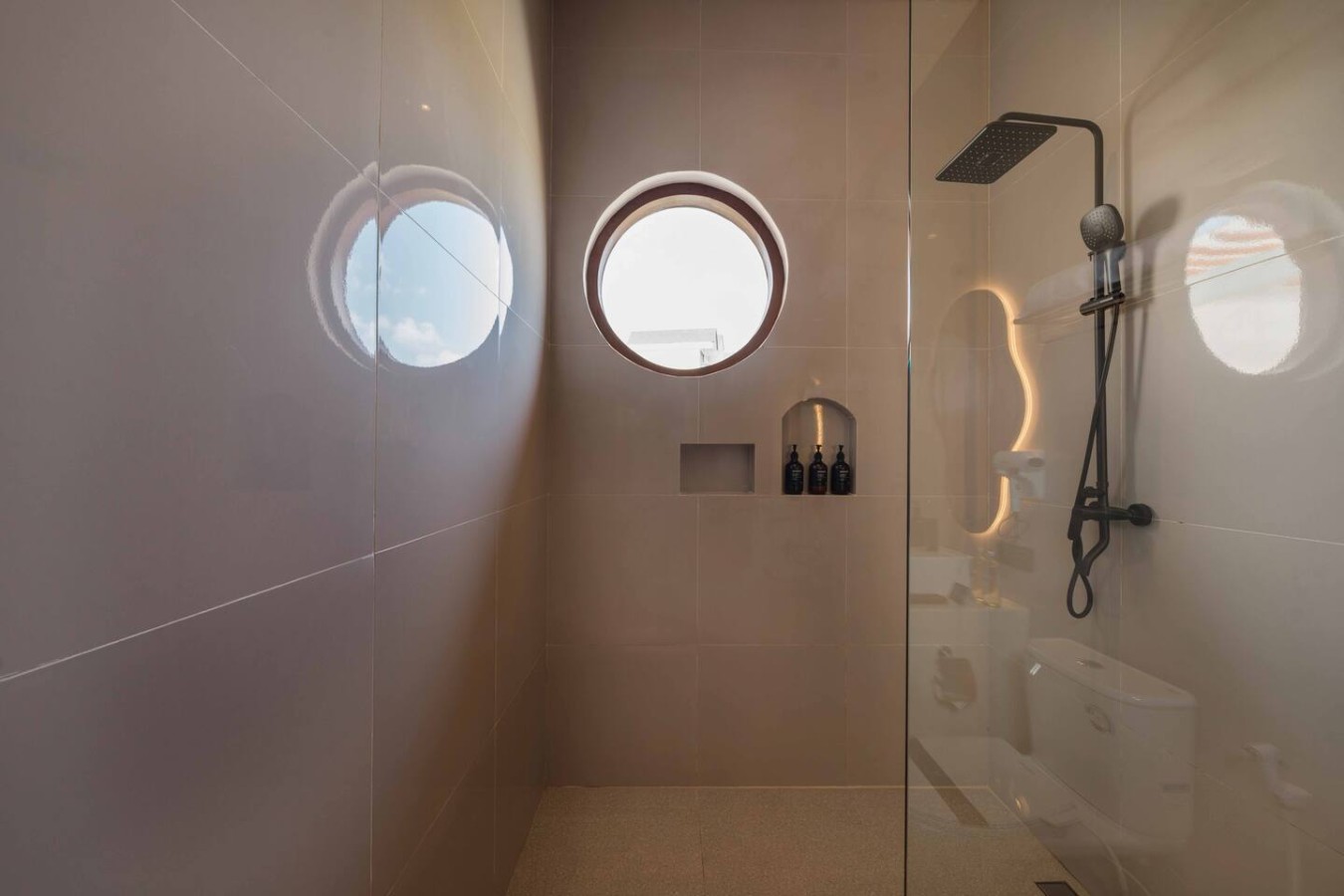 The Tidehouse | 3BR Wellness Villa 3 Min to Beach with Seaview 24