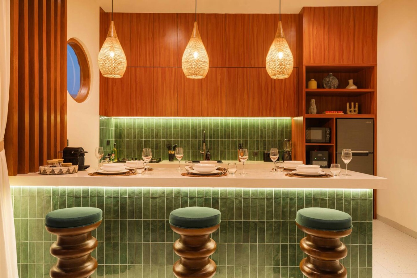 The Tidehouse | 3BR Wellness Villa 3 Min to Beach with Seaview 3