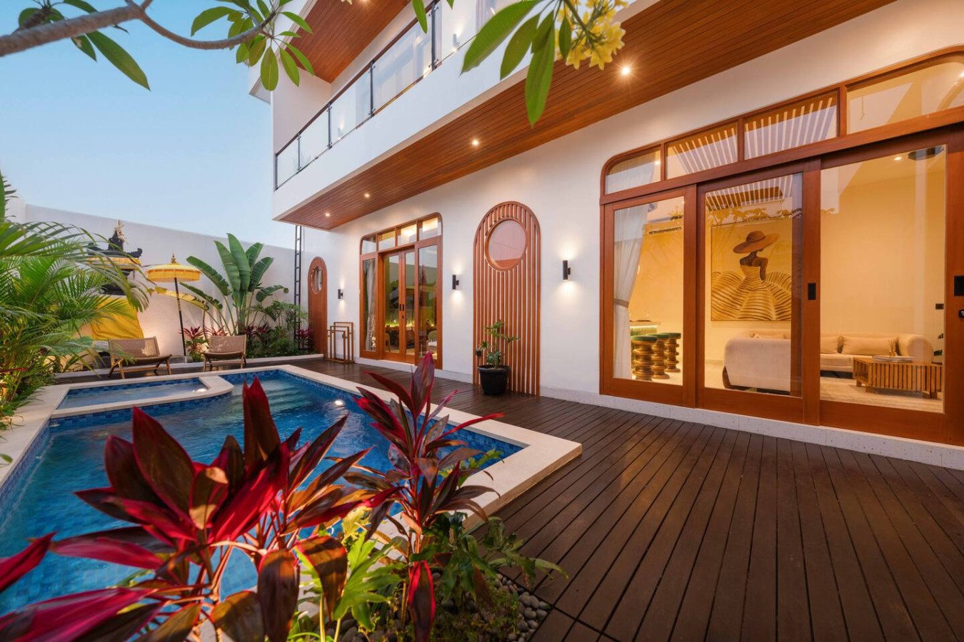 The Tidehouse | 3BR Wellness Villa 3 Min to Beach with Seaview 4