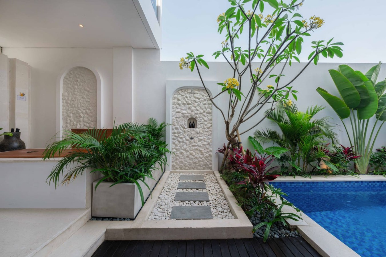 The Tidehouse | 3BR Wellness Villa 3 Min to Beach with Seaview 85