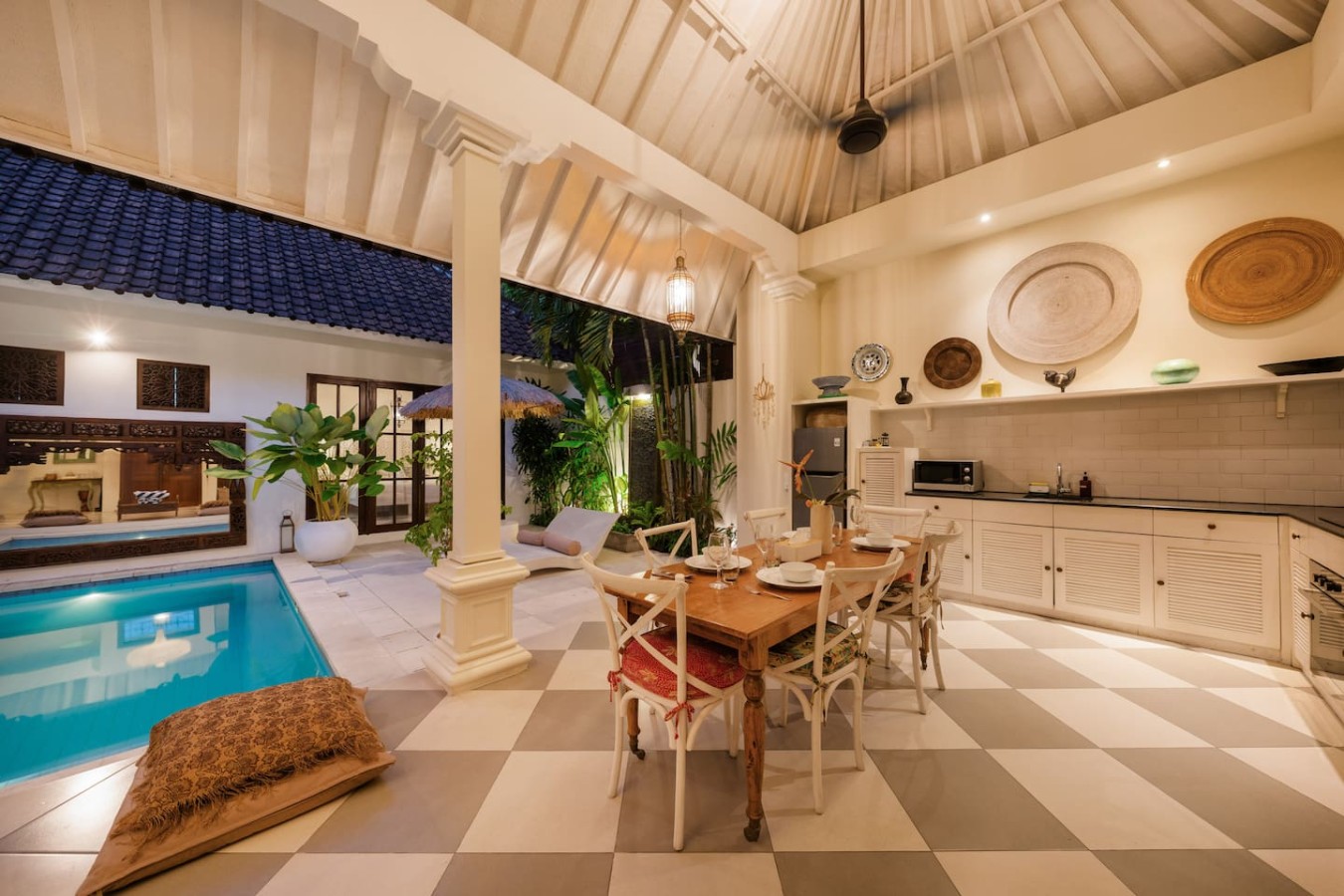 Villa Kayan - 2BR Villa Near Seminyak Beach 7
