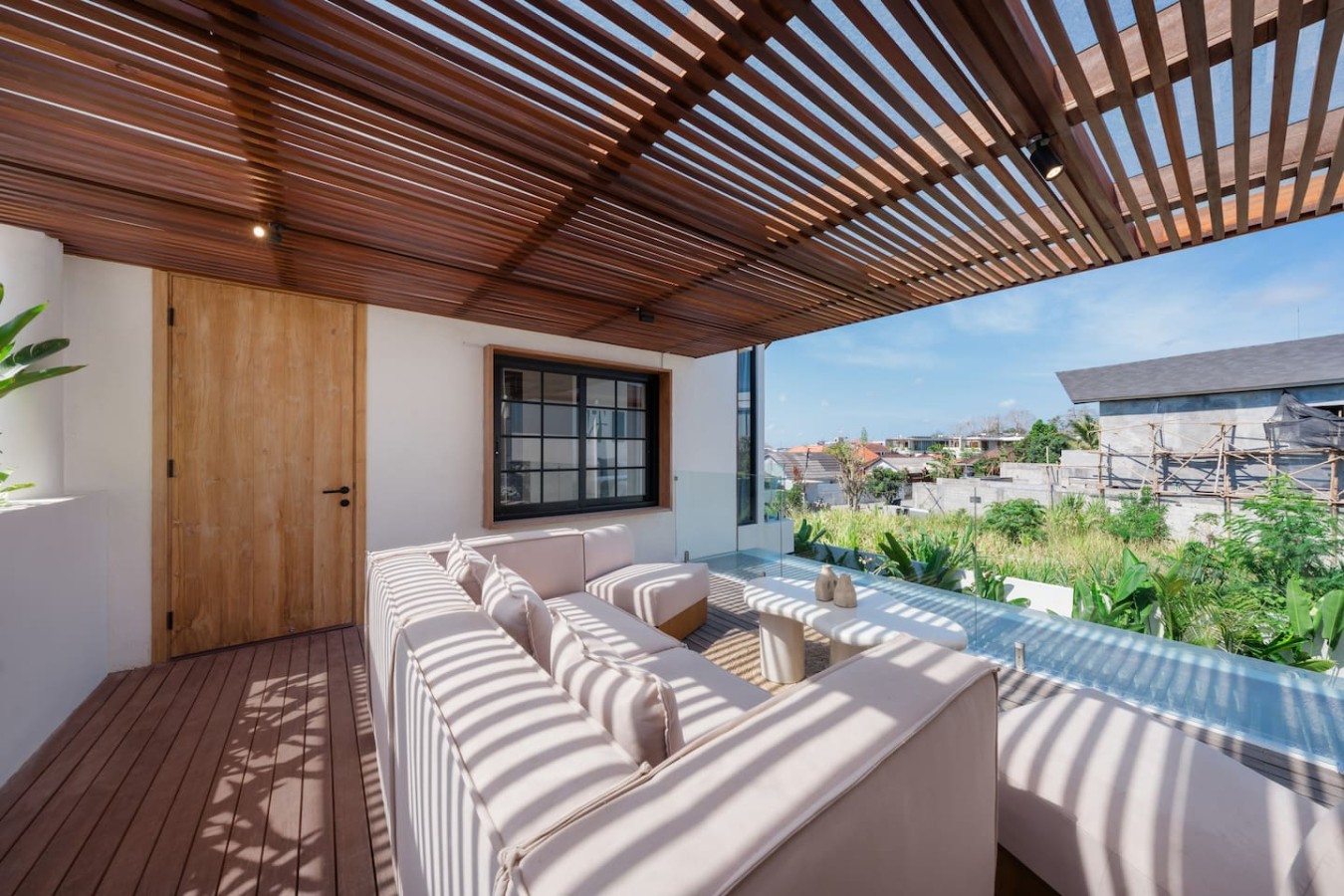 Villa Soluca | 2BR Tropical Retreat in Bingin 12